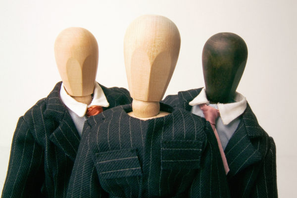 Wooden businesspeople